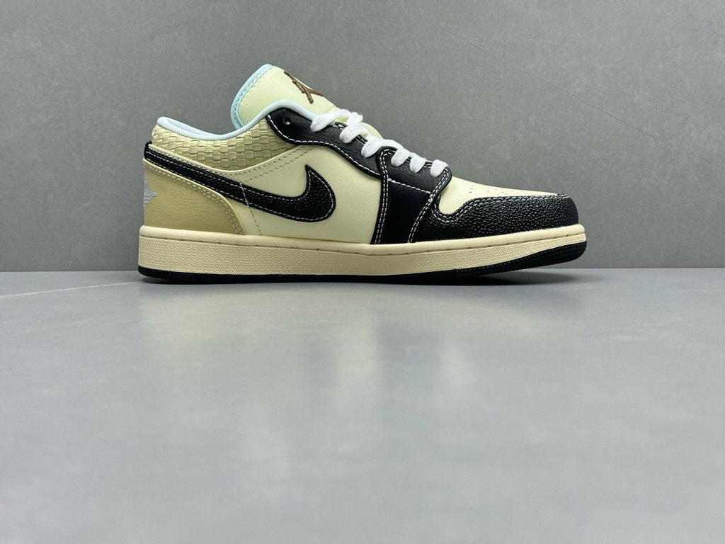 Nike Jordan 1 Low Coconut Milk Black Muslin