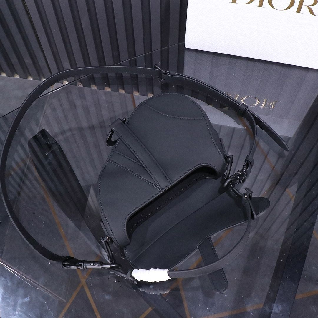 Bolsa Saddle Oblique Embroidery Black