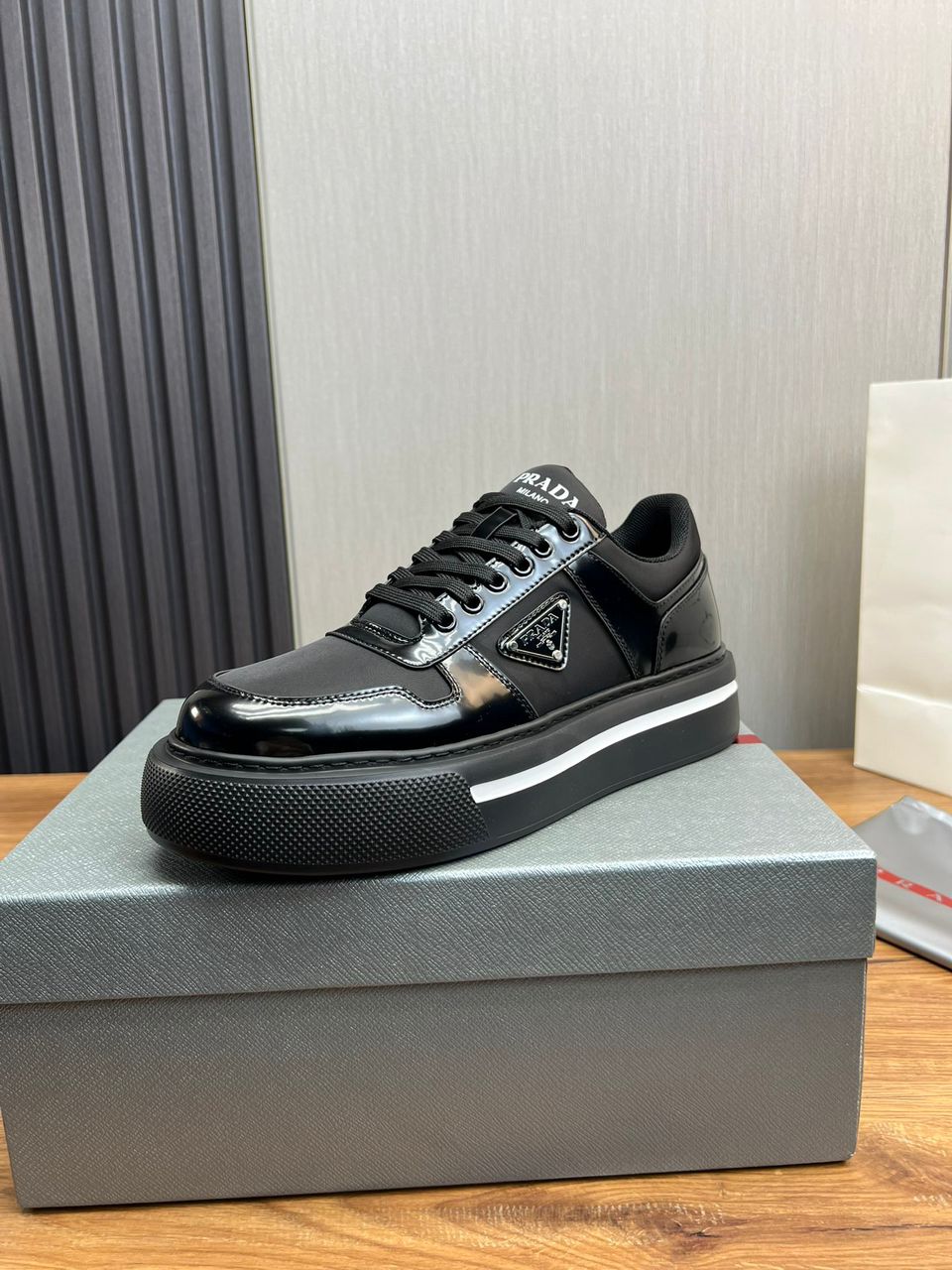 Prada Downtown Leather Sneakers Black – Manfrim Store