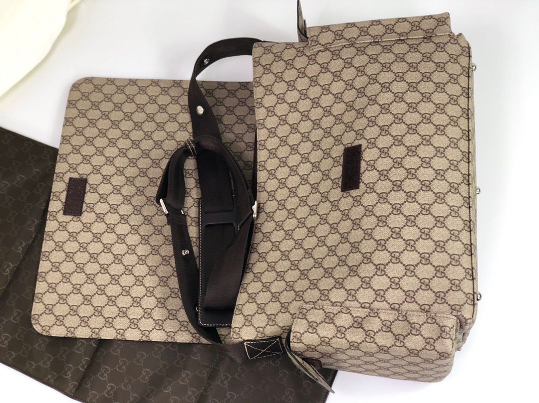 Bolsa Gucci GG Supreme Mothers (maternidade)