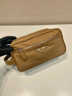 Prada Necessaire de re-nylon.