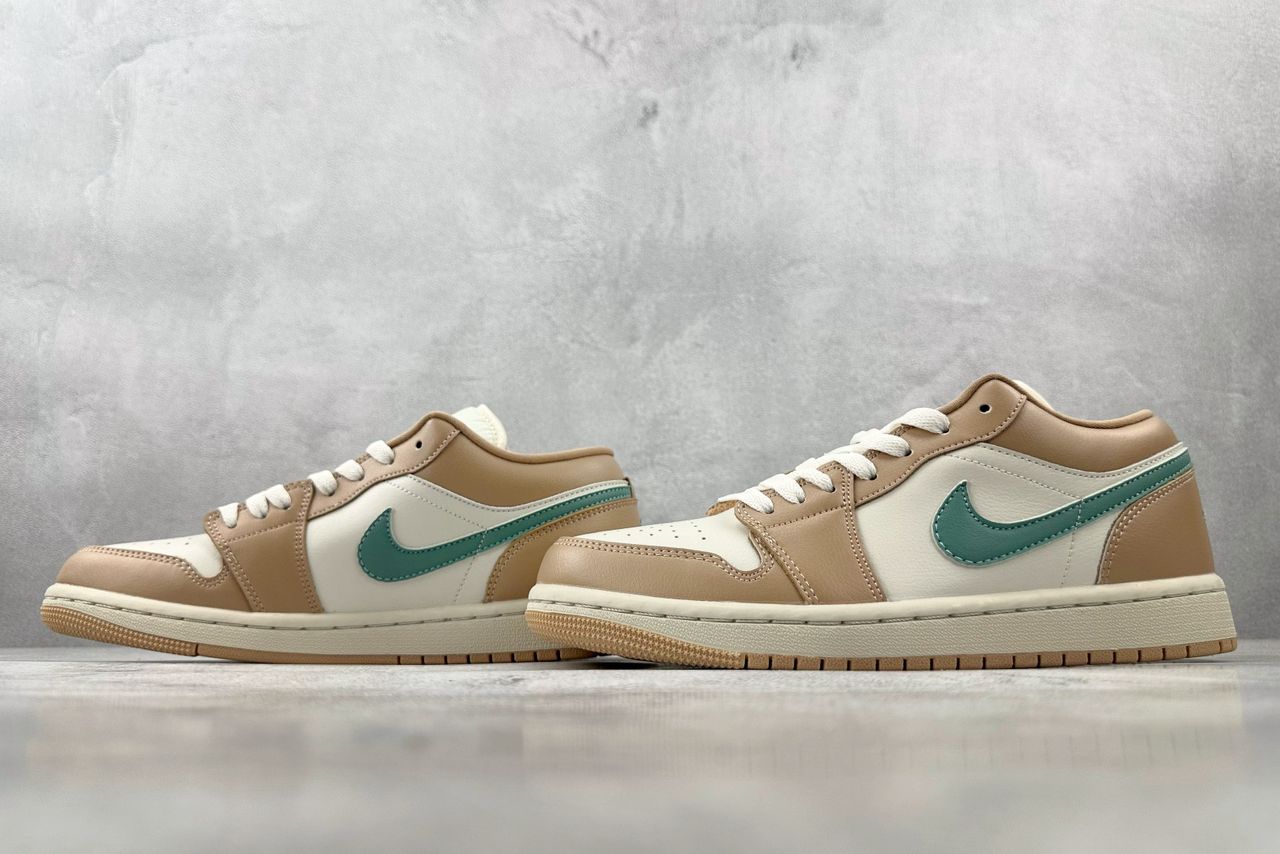 Nike Air Jordan Low Bege