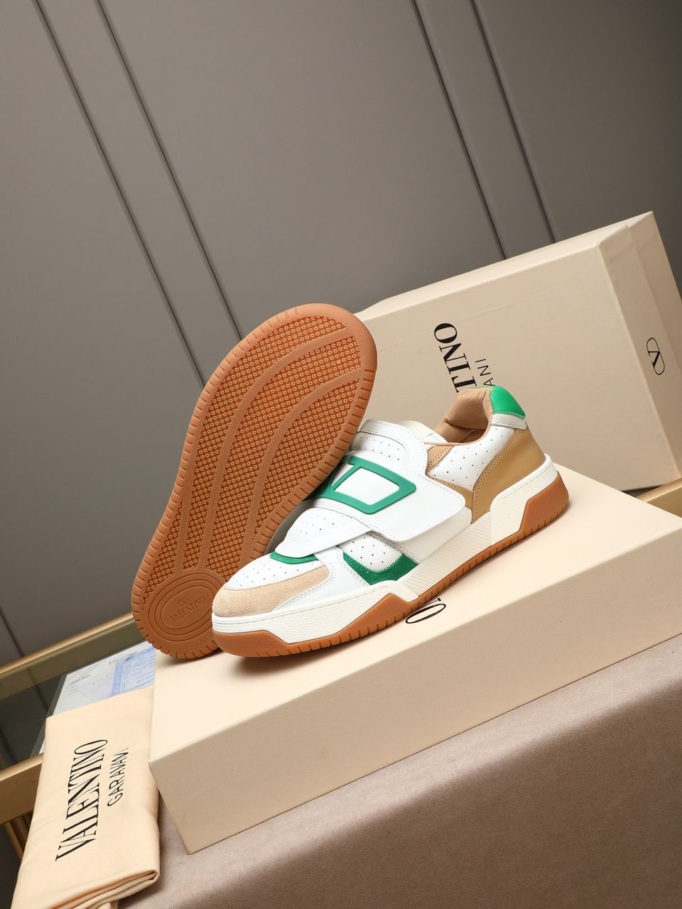 Valentino Garavani Joie de Jouer Low-Top Sneakers