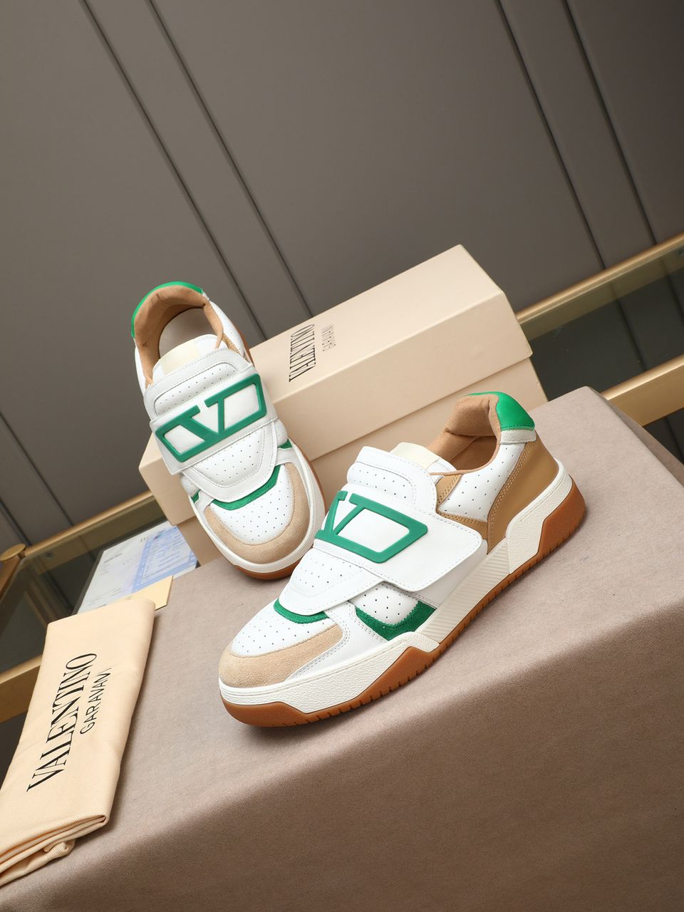 Valentino Garavani Joie de Jouer Low-Top Sneakers