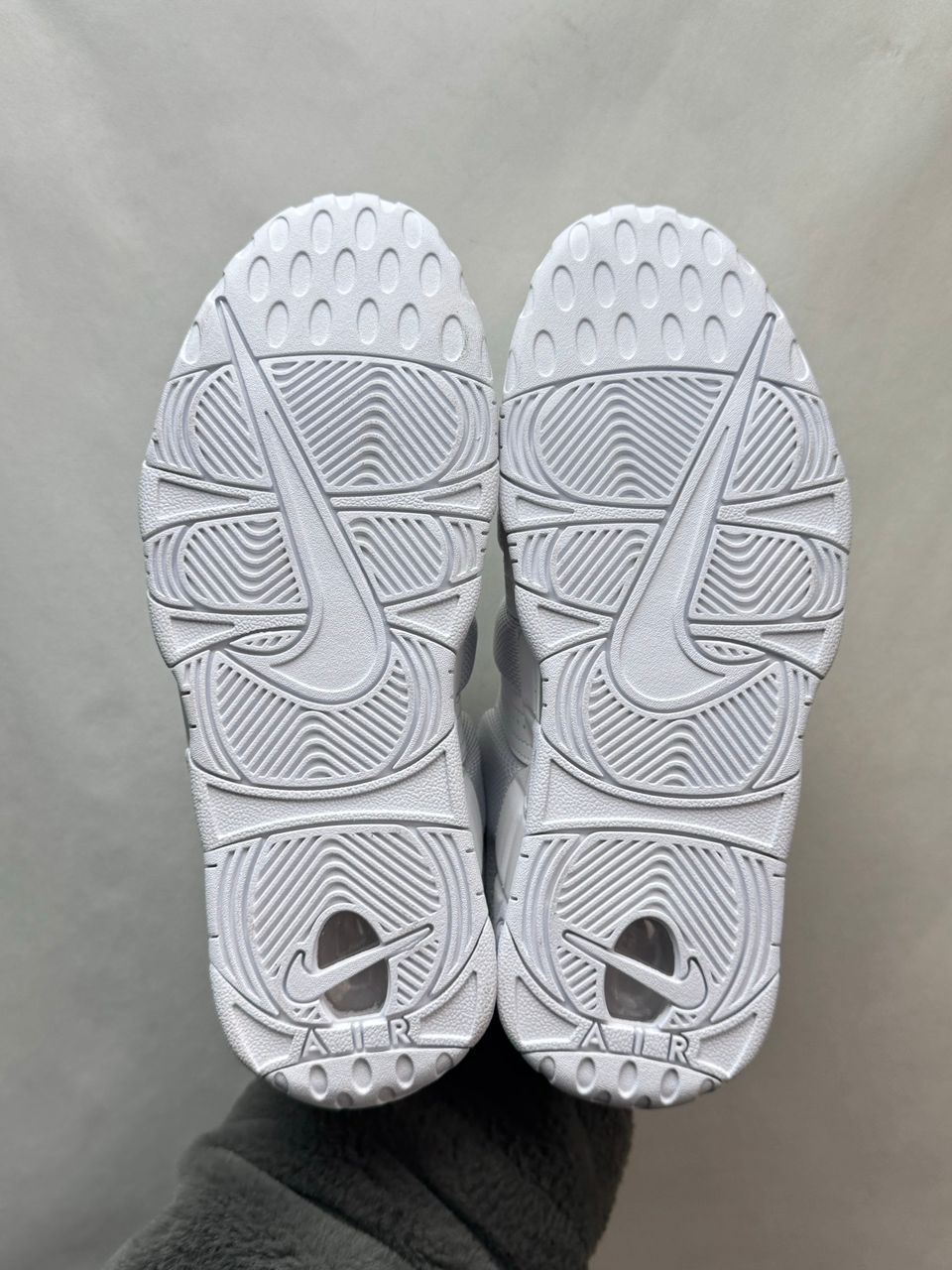 Nike Air More Uptempo White