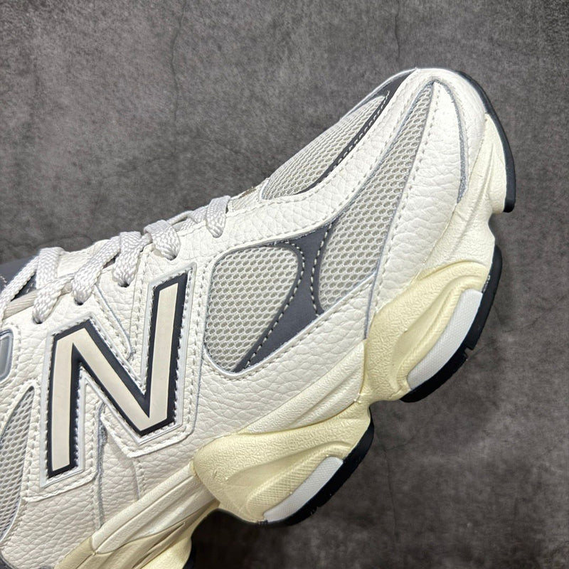 New Balance 9060 Grey