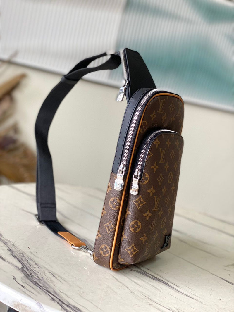 Avenue Sling Bag