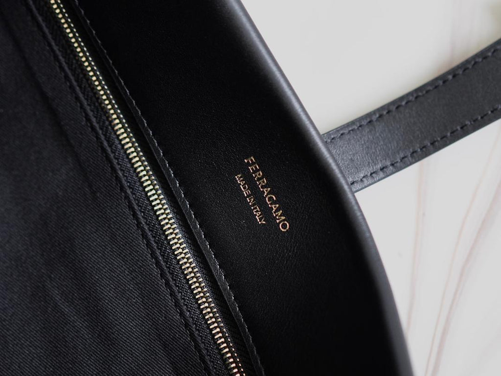 Ferragamo Women Leather Tote Bag