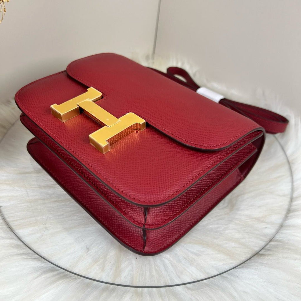 Hermès Constance