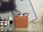 Hermès Constance