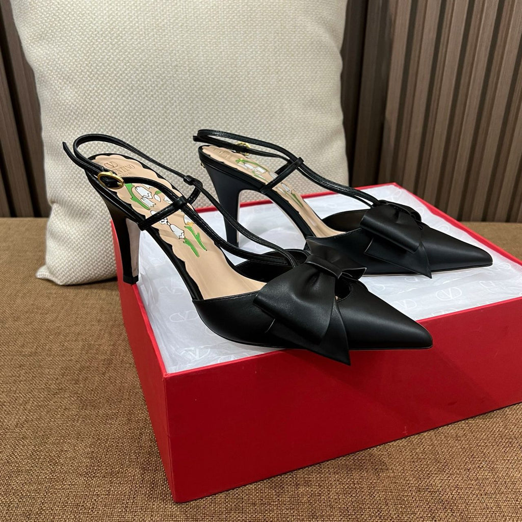 Valentino Garavani Bowow Slingback Pumps
