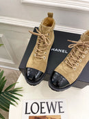 Chanel Ankle Boots de Camurça
