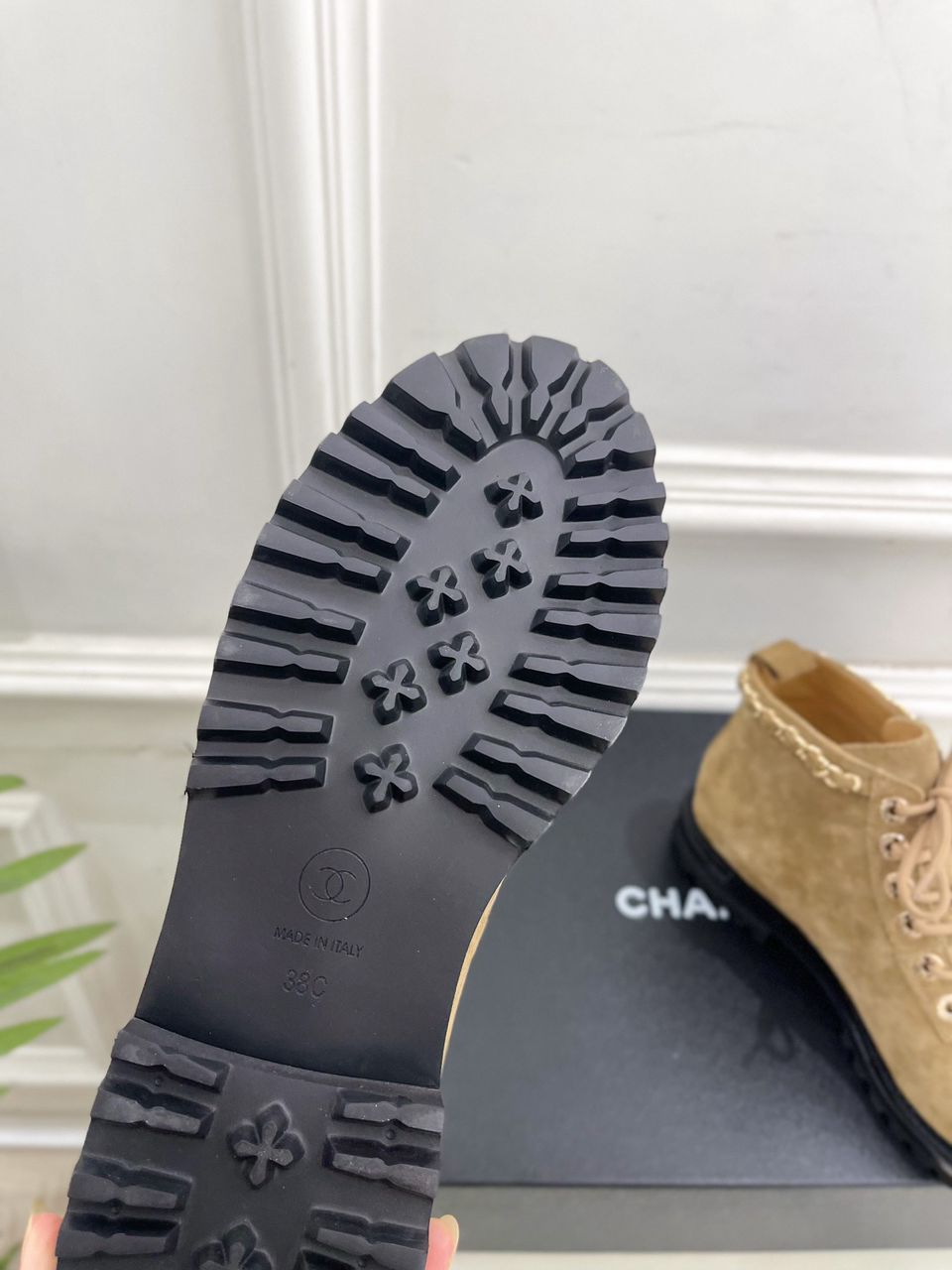 Chanel Ankle Boots de Camurça