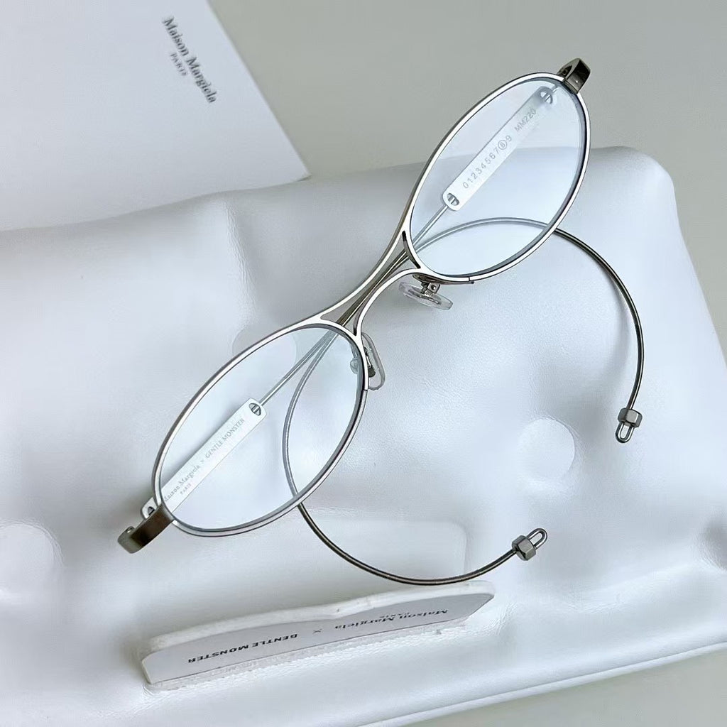 Óculos de sol Gentle Monster D’heygere Pierced 02 Glossy