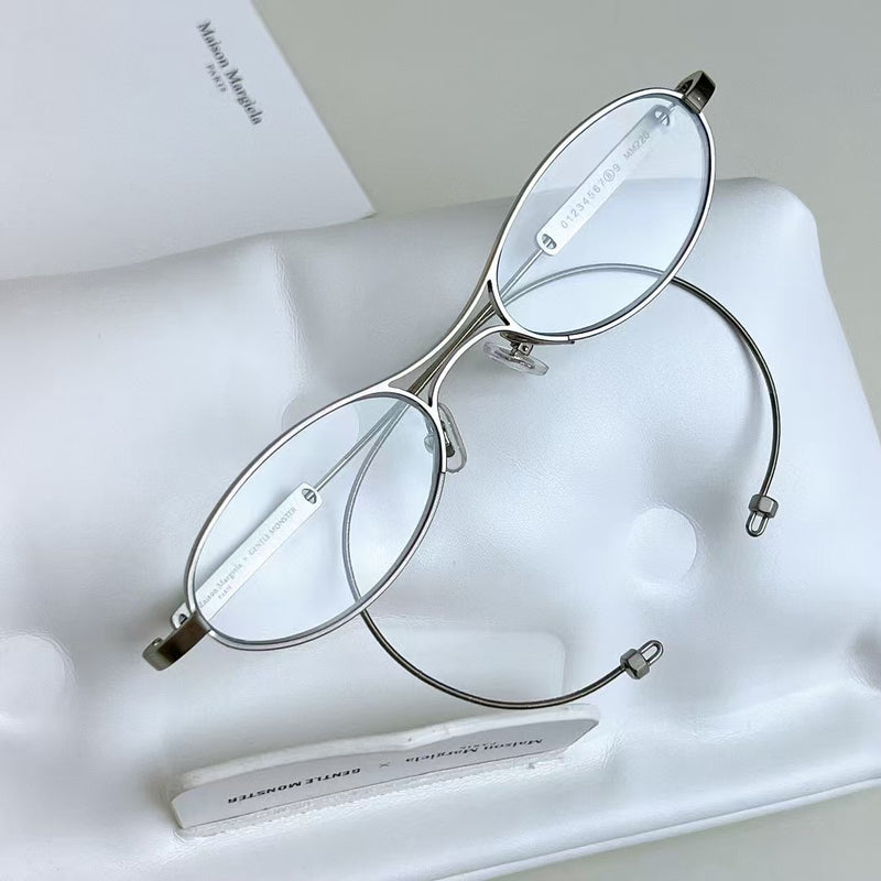 Óculos de sol Gentle Monster D’heygere Pierced 02 Glossy