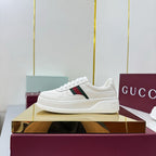 Gucci Chunky B Sneaker Branco.