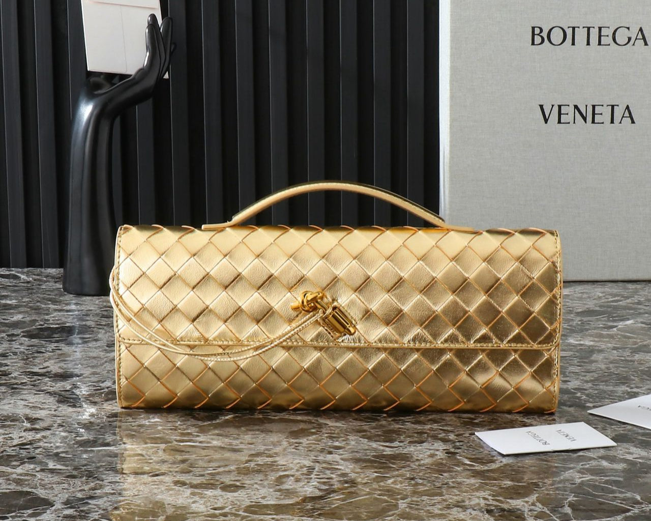 Bottega Veneta – Manfrim Store