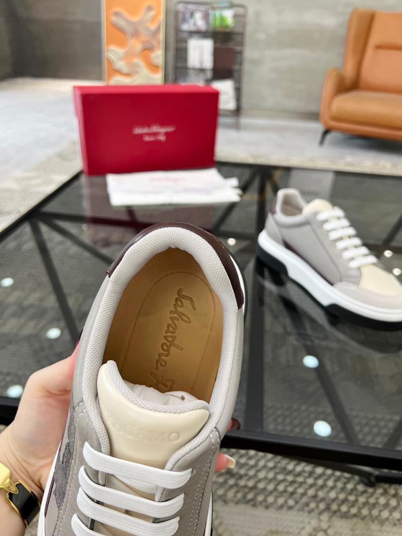 Tênis Ferragamo Grey