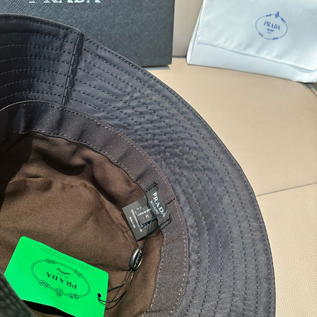 Bucket Prada