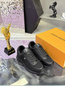 Louis Vuitton Run Away Black