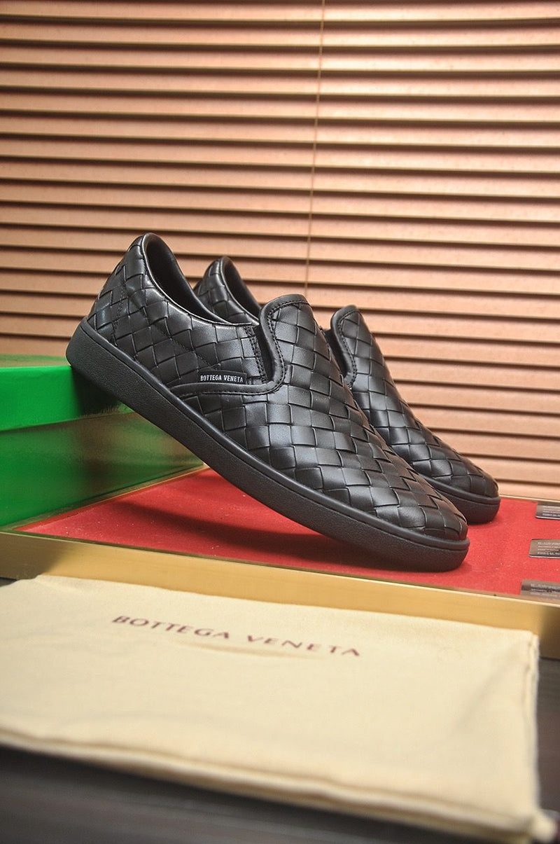 Slip-on Sawyer Black Bottega Veneta