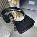 Bolsa Prada Re-Edition 2005 em Nylon Black Gold