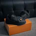 Trainer Black