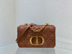 Dior Caro em Couro Marrom Cannage.