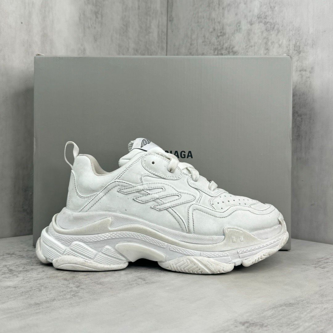 Balenciaga Triple S Sporty