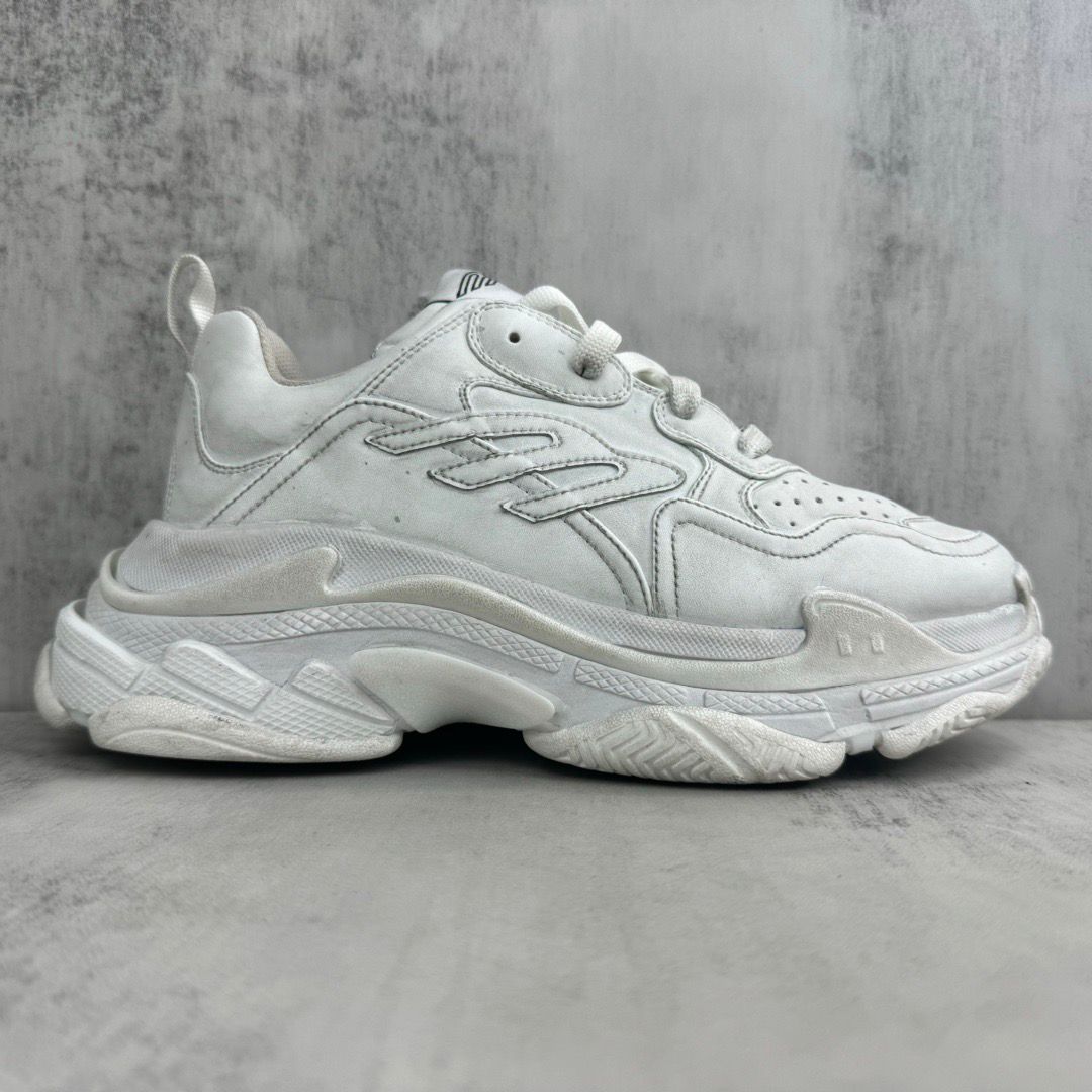 Balenciaga Triple S Sporty