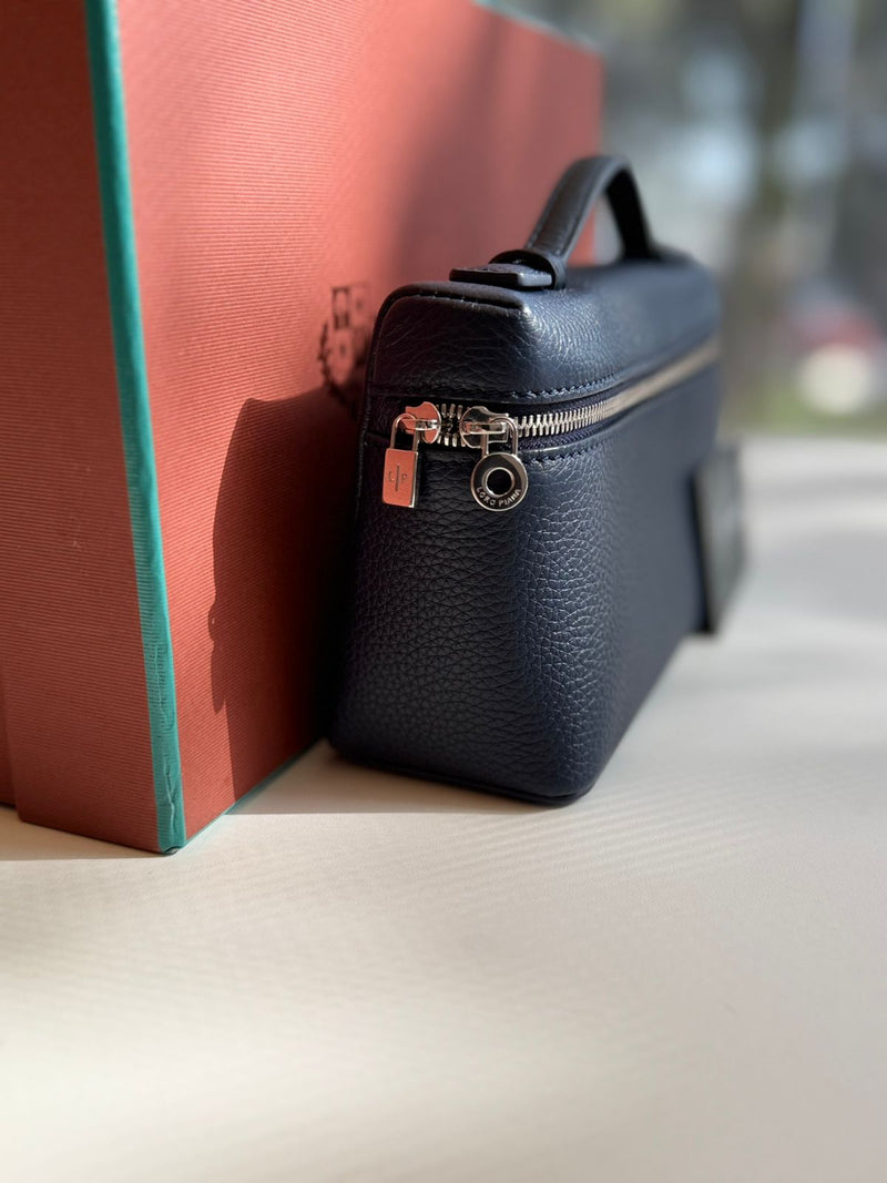 Loro Piana L19 Extra Pocket Pouch Ostritch (Pronta entrega)
