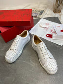 CHRISTIAN LOUBOUTIN Louis Juinior Spikes Size 9 White