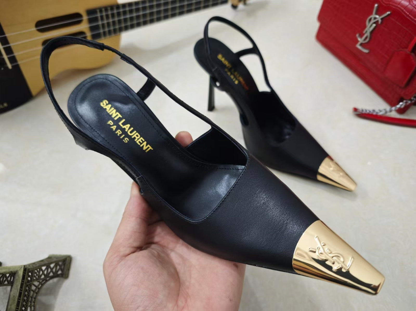 Saint Laurent Scarpin Slingback Jeanne Couro
