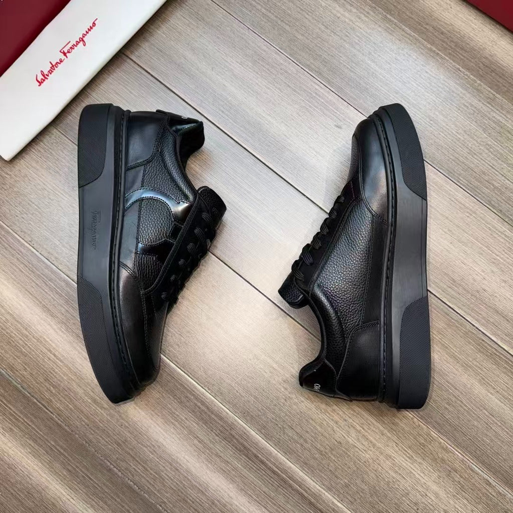 Tênis Ferragamo Black