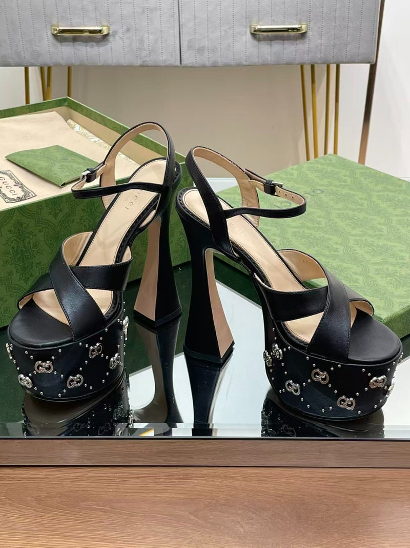 Gucci Janaya GG Stud