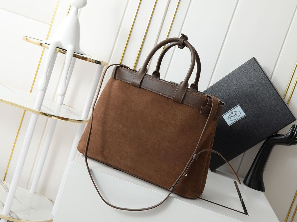 BOLSA PRADA SCAMOSCIATO CAMURÇA BUCKLE BEGE