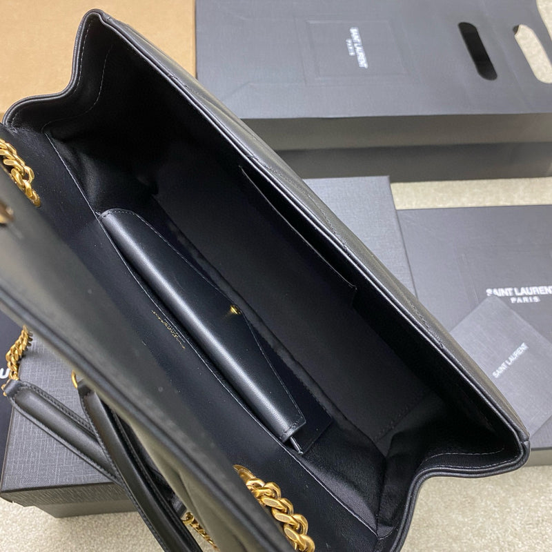 Saint Laurent Loulou