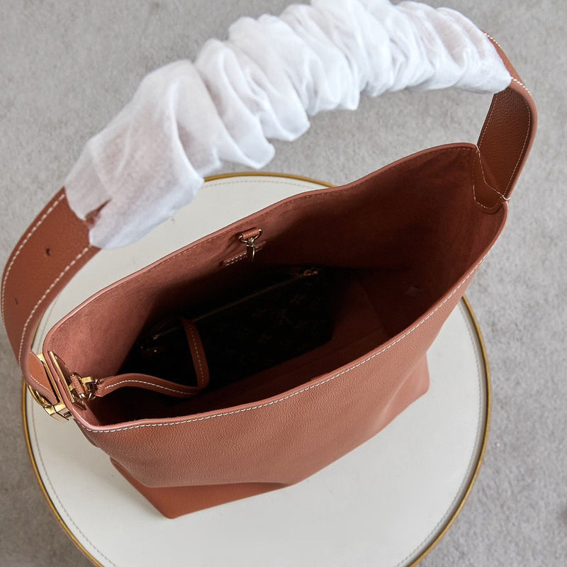 Louis Vuitton Low Key Hobo MM