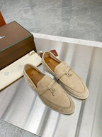 Loro Piana Summer Charms Walk Camurça Bege
