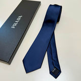 Azul-marinho