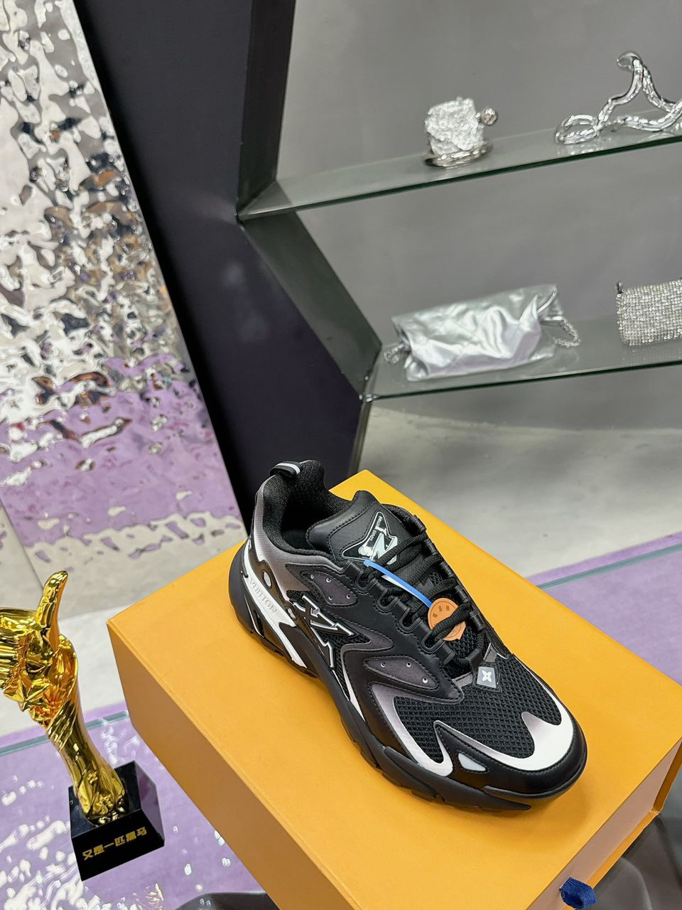 Louis Vuitton Runner Tatic Black