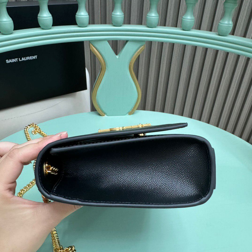 Saint Laurent Kate Chain Bag Black Ferragens Douradas