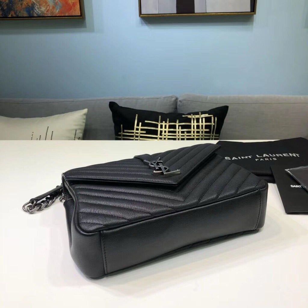 Yves Saint Laurent College Medium Black