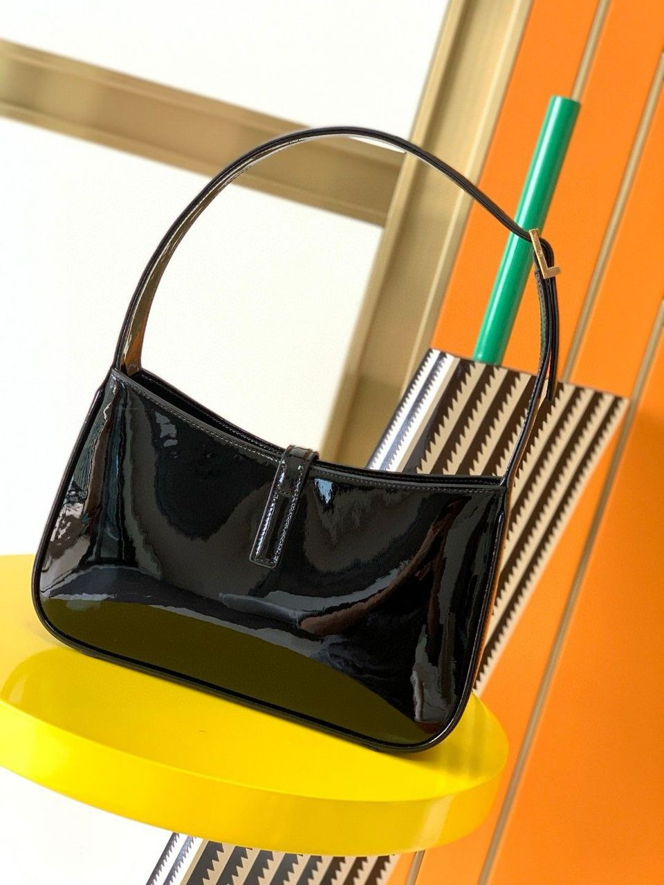 Yves Saint Laurent Mini Le 5 to 7 in Patent Leather Black