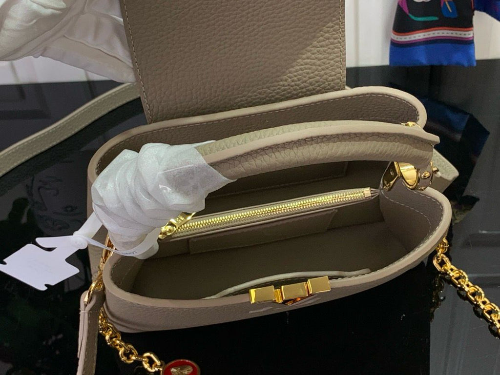 Bolsa LV Small Capucines