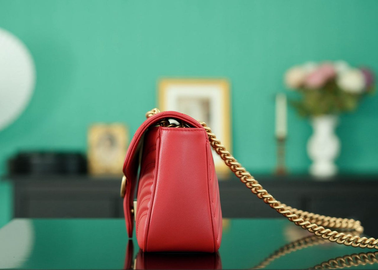 Gucci GG Marmont Small Matelasse Bag Red