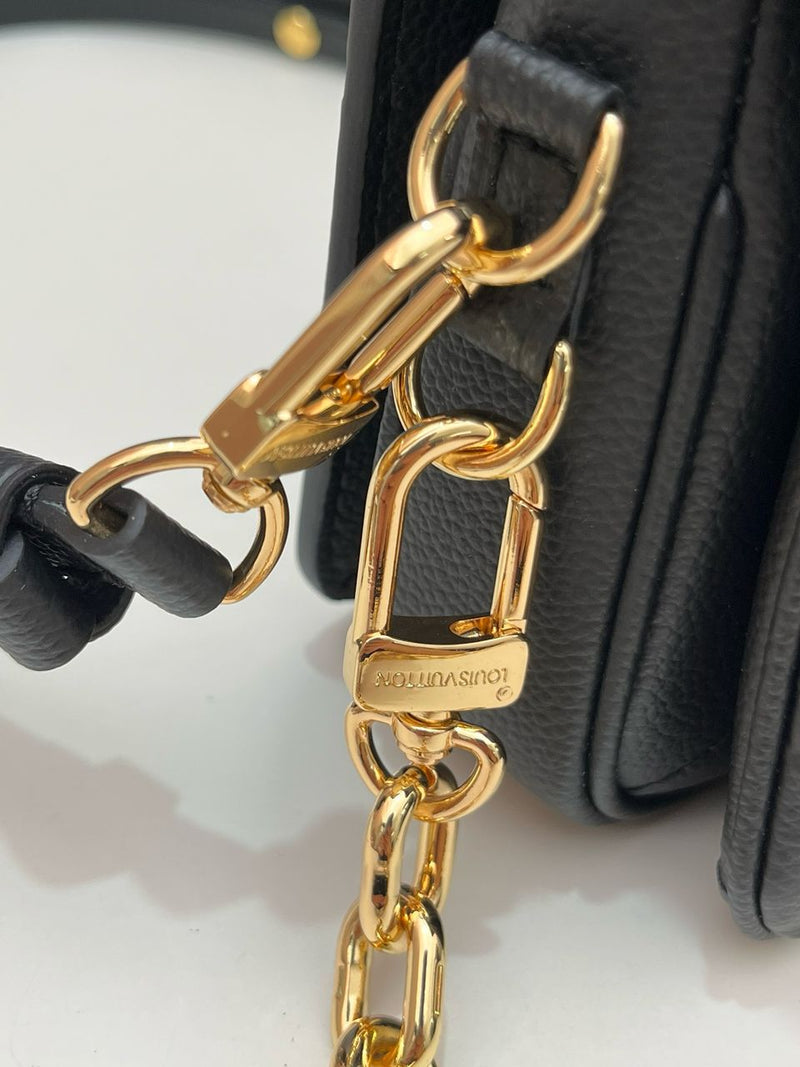 Pochette Métis East West Monogram Empreinte Black