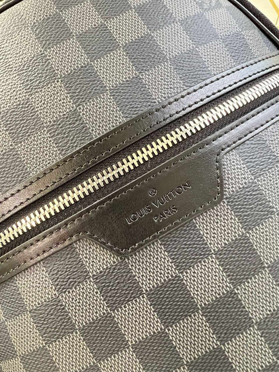 Mochila Lv Michael Damier Graphite.
