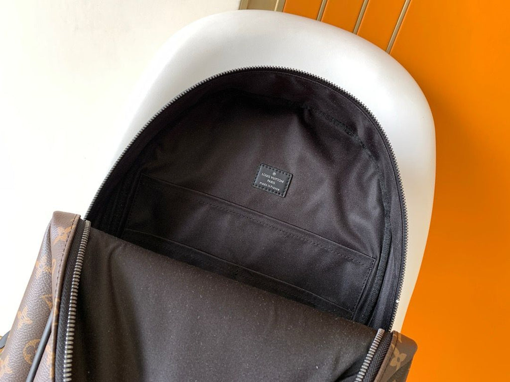 Mochila Lv Monogram Josh