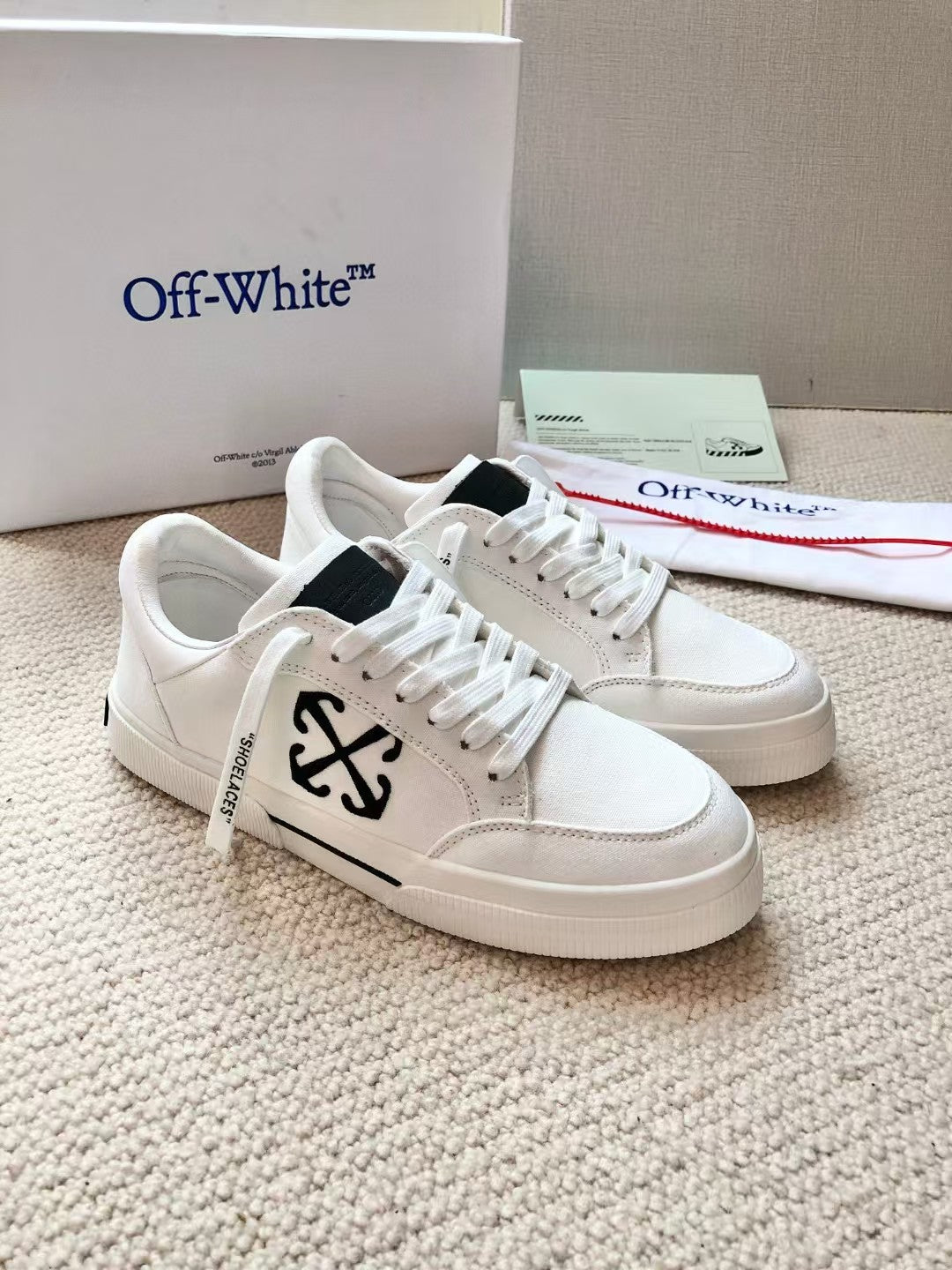 OFF-WHITE - Todos os produtos – Manfrim Store